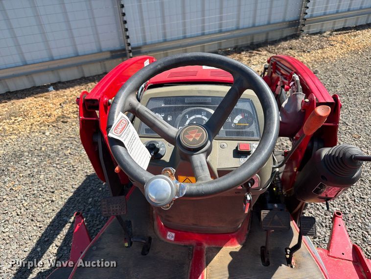 image for item YA4951 2012 Massey Ferguson GC2400 MFWD tractor