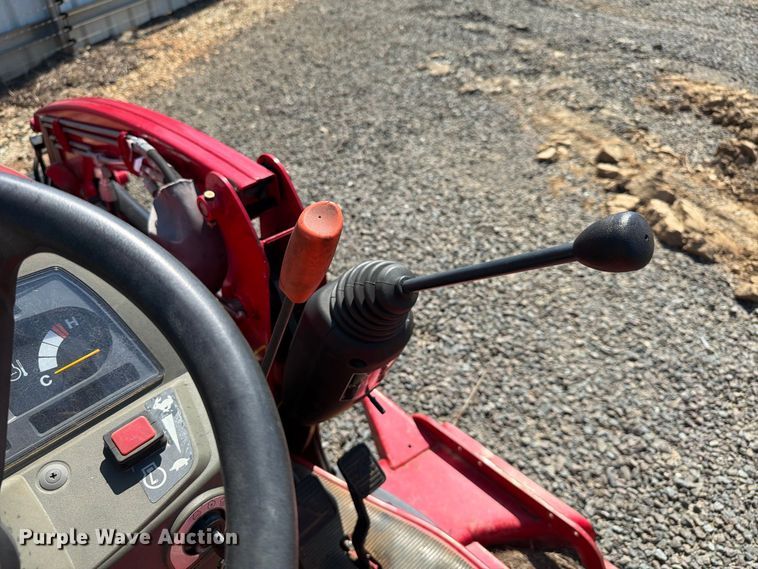 image for item YA4951 2012 Massey Ferguson GC2400 MFWD tractor