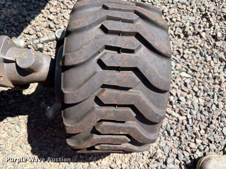image for item YA4951 2012 Massey Ferguson GC2400 MFWD tractor