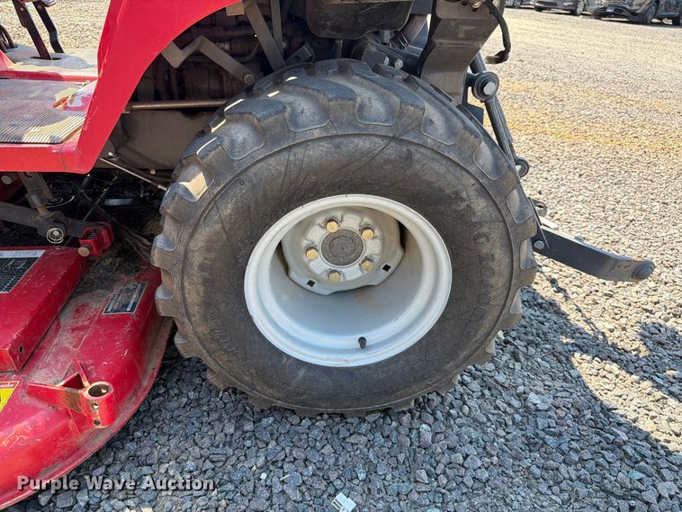 image for item YA4951 2012 Massey Ferguson GC2400 MFWD tractor