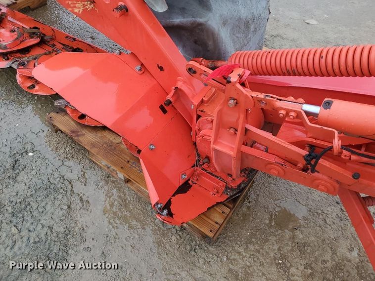 image for item YA4952 Kuhn GMD310HD disc mower