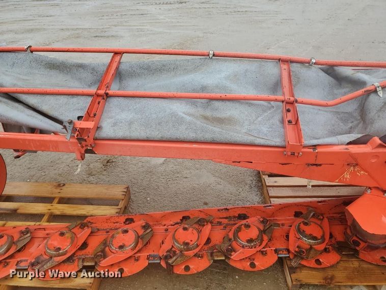image for item YA4952 Kuhn GMD310HD disc mower