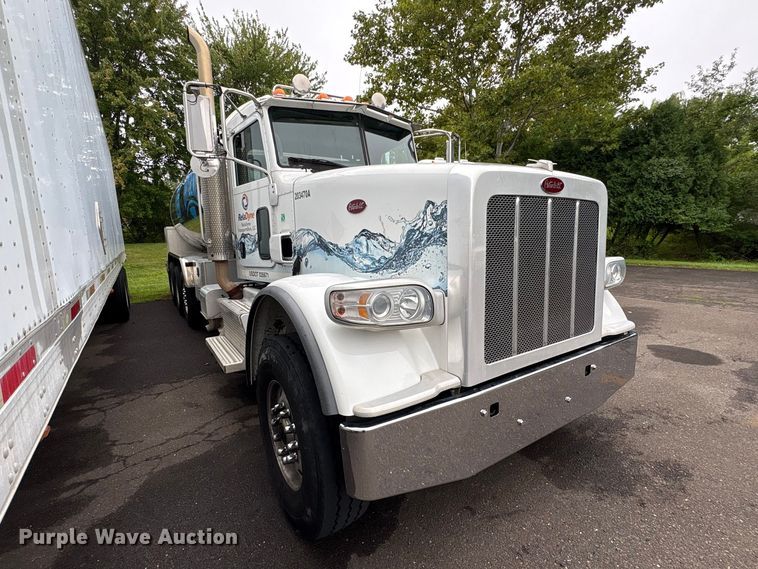 image for item DT2919 2020 Peterbilt 367 tank truck