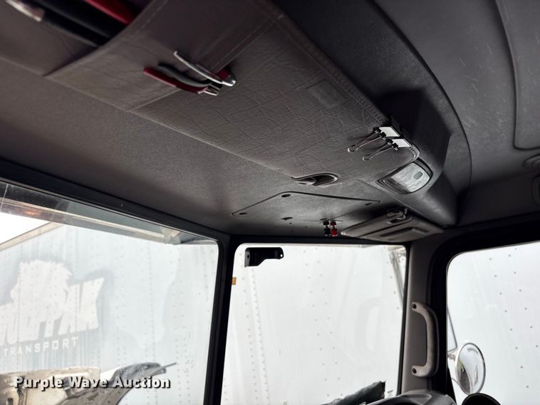image for item DT2919 2020 Peterbilt 367 tank truck