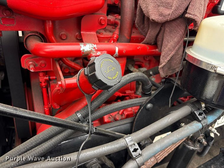 image for item DT2919 2020 Peterbilt 367 tank truck
