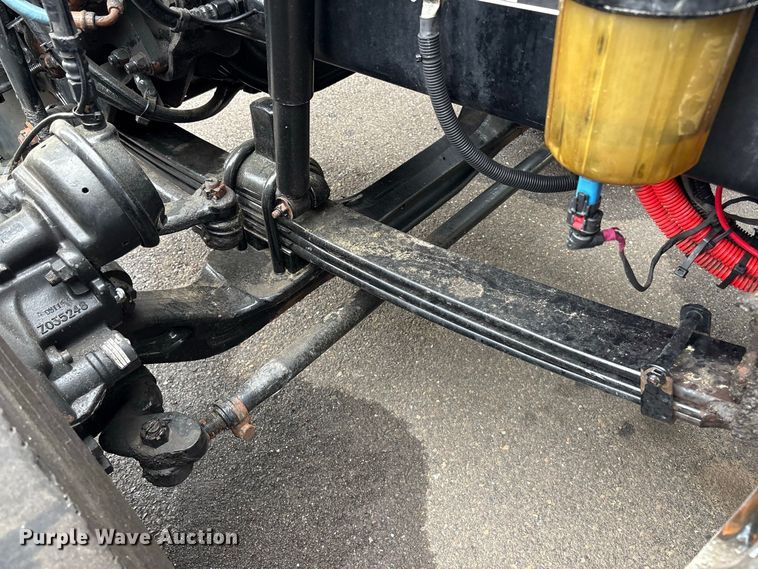 image for item DT2919 2020 Peterbilt 367 tank truck