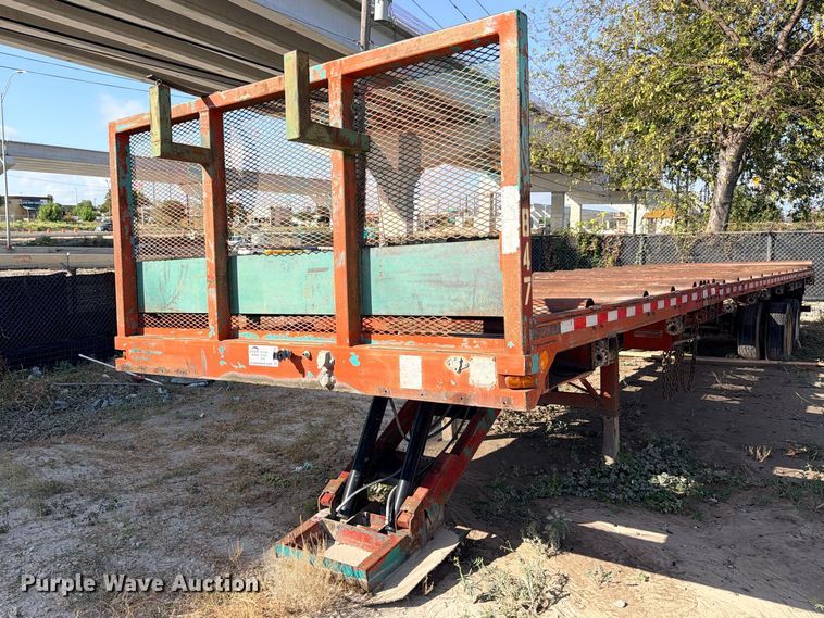image for item DU1538 2001 J.D.H. Trussmaster tilt-deck truss trailer
