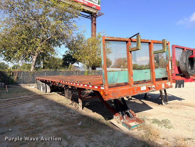 image for item DU1538 2001 J.D.H. Trussmaster tilt-deck truss trailer