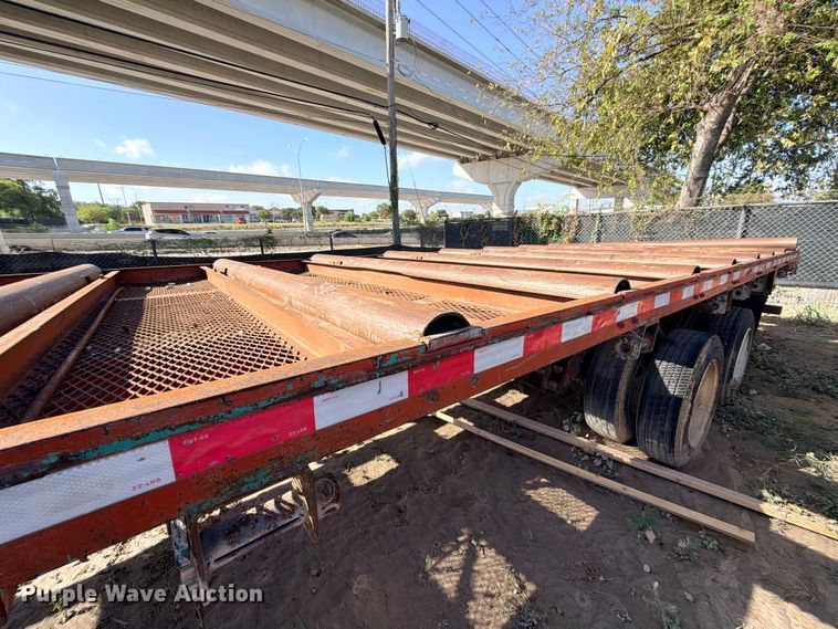 image for item DU1538 2001 J.D.H. Trussmaster tilt-deck truss trailer