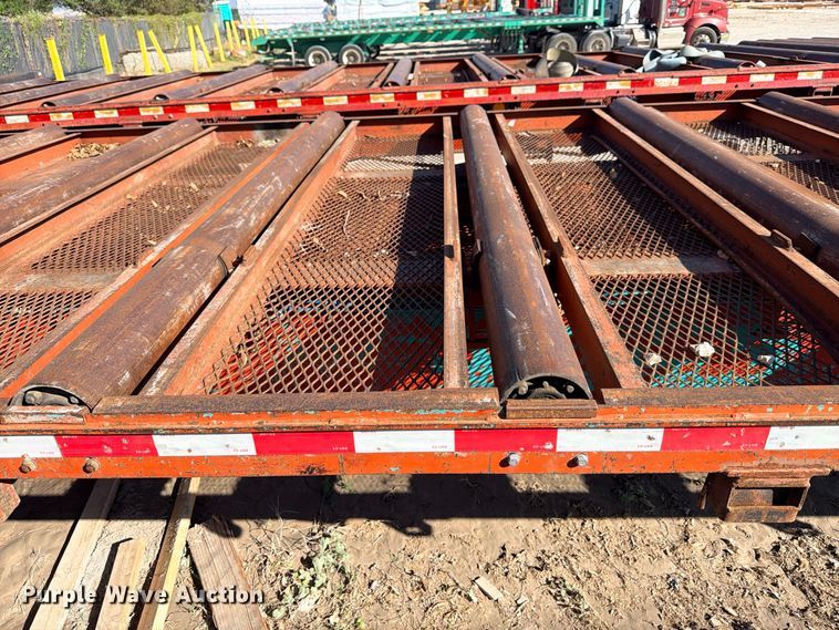 image for item DU1538 2001 J.D.H. Trussmaster tilt-deck truss trailer