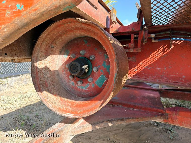 image for item DU1538 2001 J.D.H. Trussmaster tilt-deck truss trailer