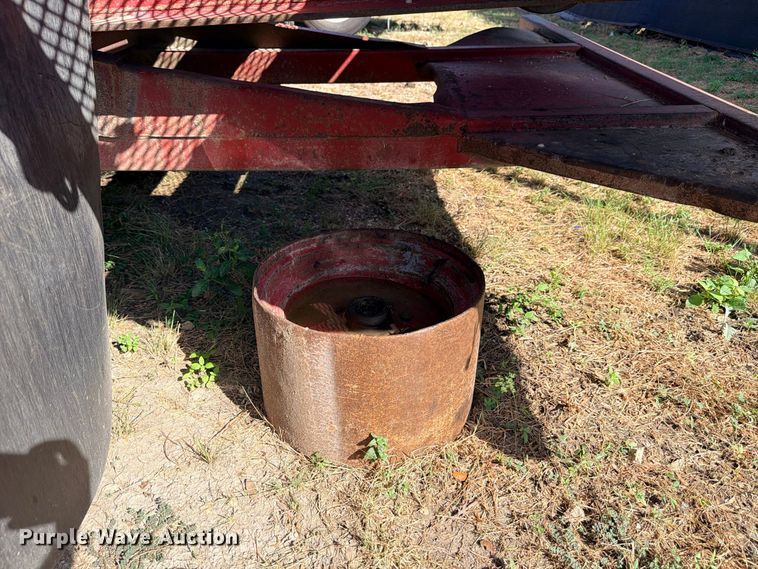 image for item DU1539 1998 J.D.H. Trussmaster tilt-deck truss trailer