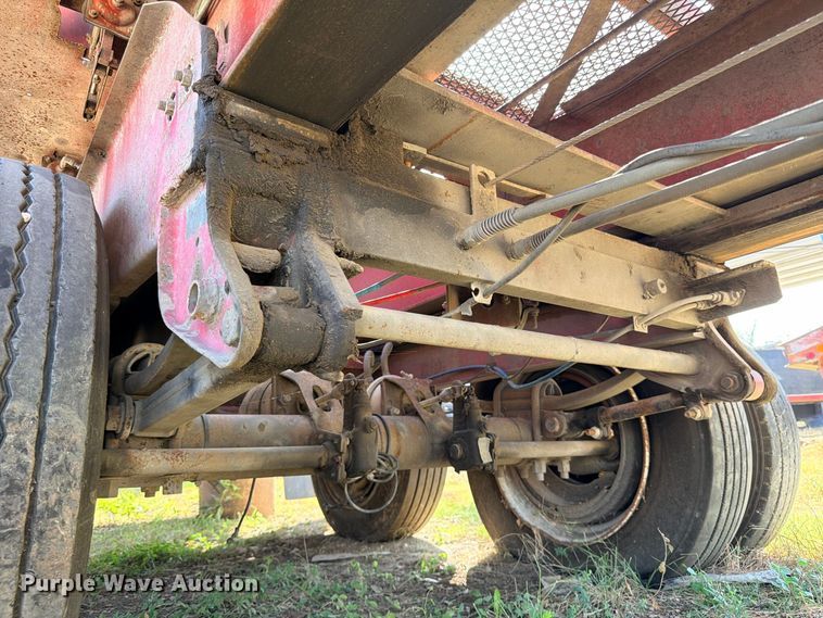 image for item DU1539 1998 J.D.H. Trussmaster tilt-deck truss trailer