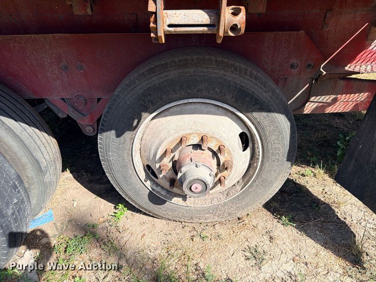 image for item DU1539 1998 J.D.H. Trussmaster tilt-deck truss trailer
