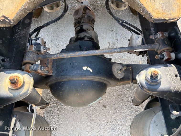 image for item DV7303 2018 Kenworth T680 semi truck