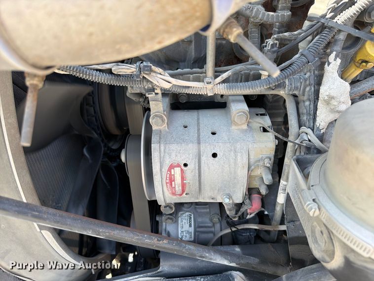 image for item DV7303 2018 Kenworth T680 semi truck