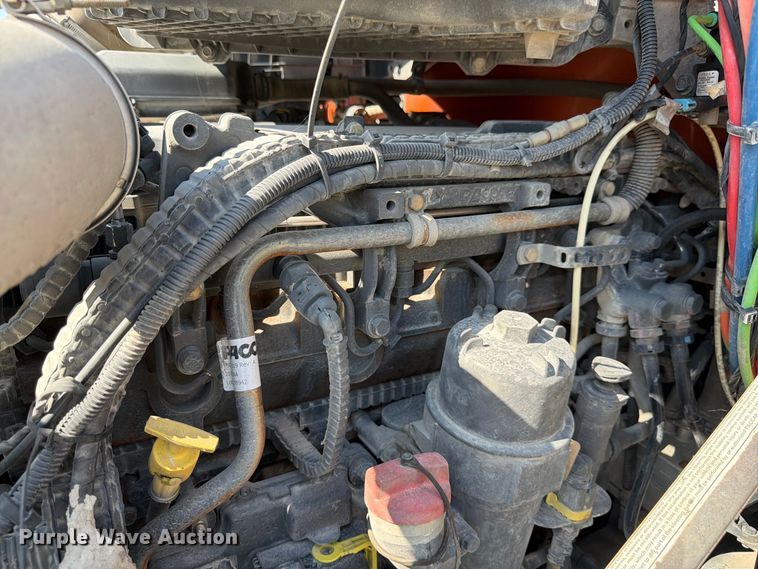 image for item DV7303 2018 Kenworth T680 semi truck