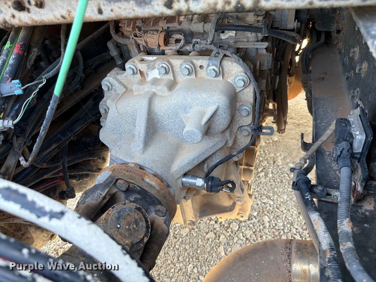 image for item DV7304 2016 Volvo VN semi truck