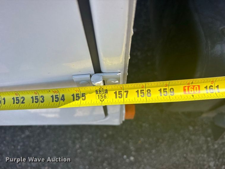 image for item DY3285 2000 Ford F650 Super Duty utility / service truck