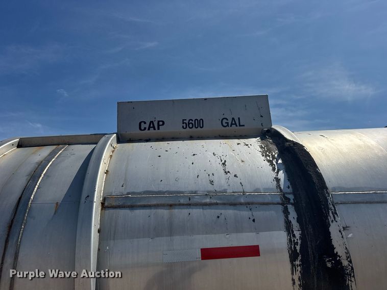 image for item DY3290 2013 Bulk Tank International tank trailer
