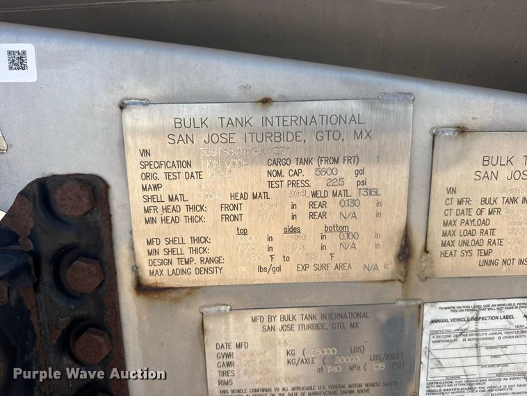 image for item DY3290 2013 Bulk Tank International tank trailer