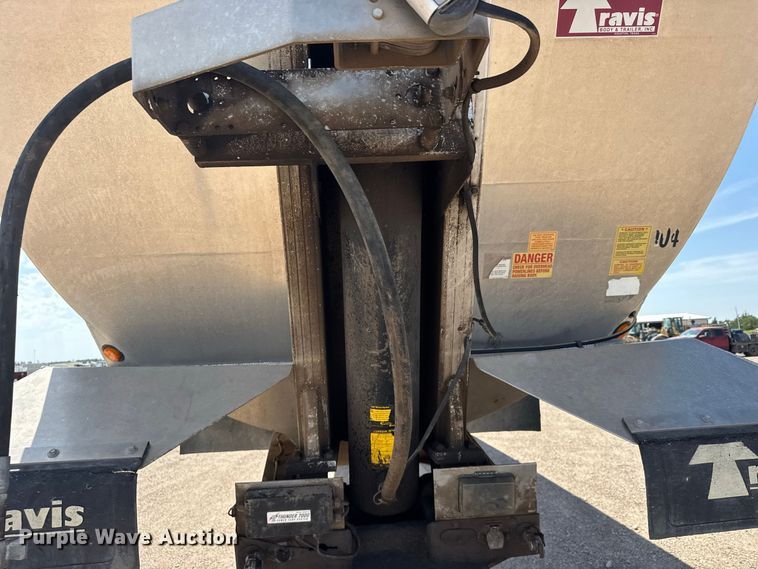 image for item DY3291 2015 Travis S/97 end dump trailer