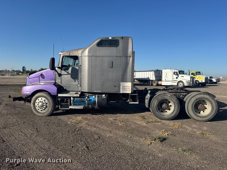 image for item DY3296 1998 Kenworth T600 semi truck