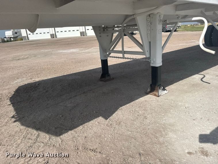 image for item DY3308 2012 Pinsa Cisterna vacuum trailer