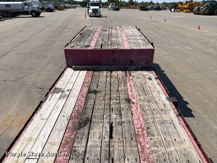 image for item DZ4697 2015 Wabash drop deck equipment trailer