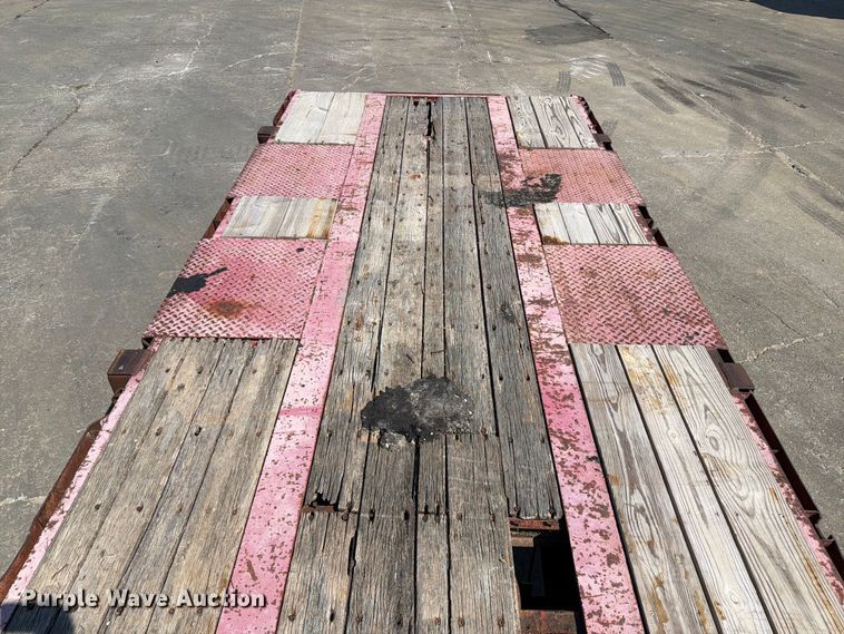 image for item DZ4697 2015 Wabash drop deck equipment trailer