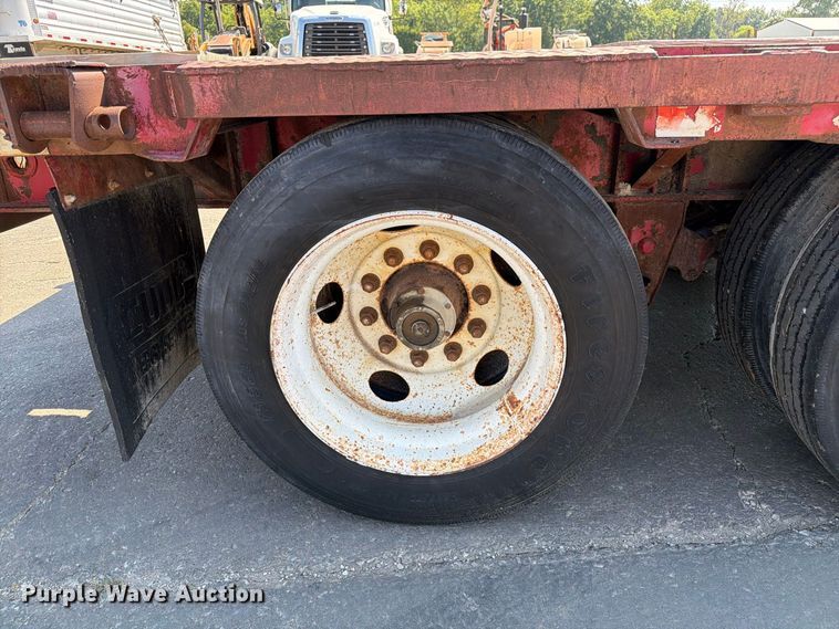 image for item DZ4697 2015 Wabash drop deck equipment trailer