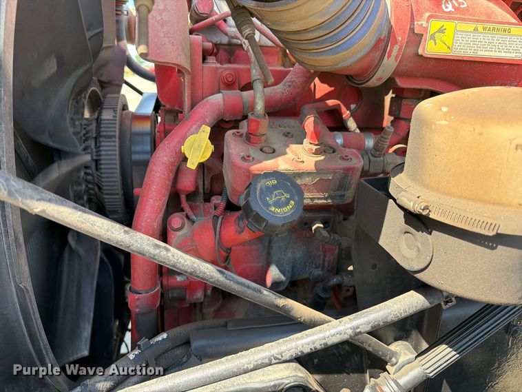 image for item DZ4698 2015 Peterbilt 567 semi truck