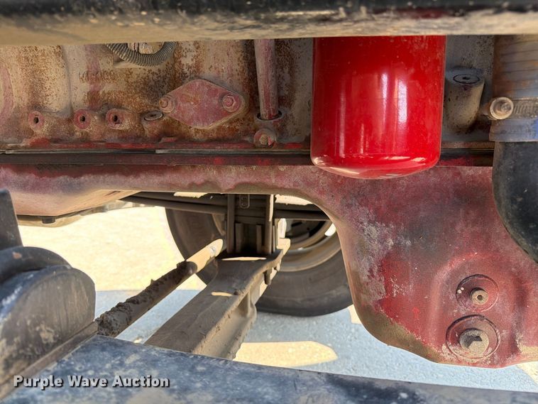 image for item DZ4698 2015 Peterbilt 567 semi truck