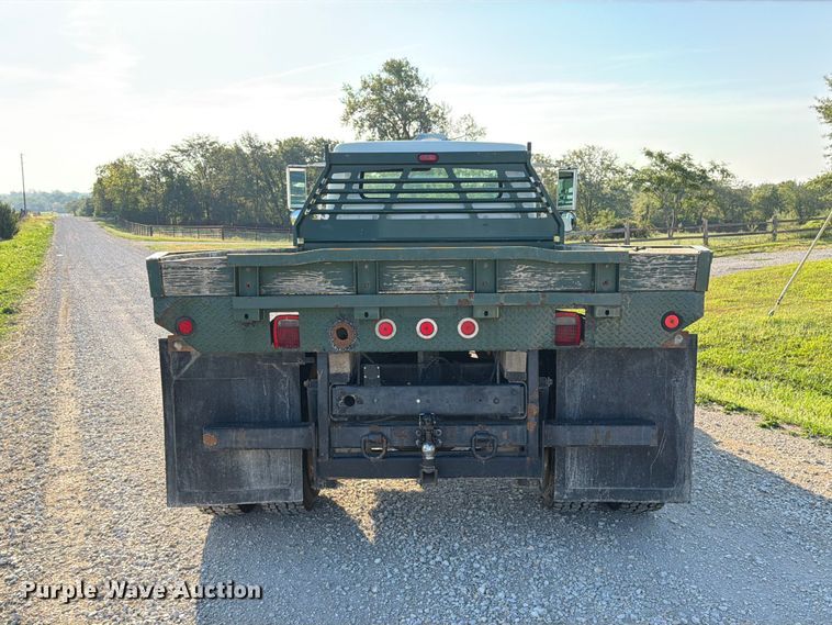 image for item DZ4750 2000 International 4700 Low Profile flatbed truck