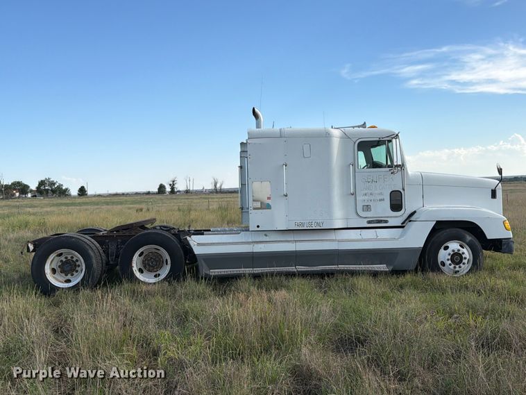 image for item ED0184 1995 Freightliner FLD semi truck