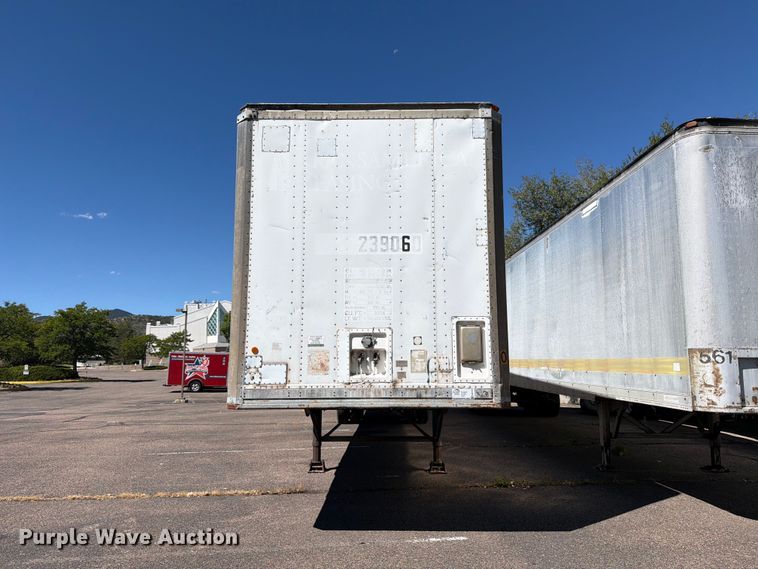 image for item ED0194 1993 Oshkosh dry van trailer