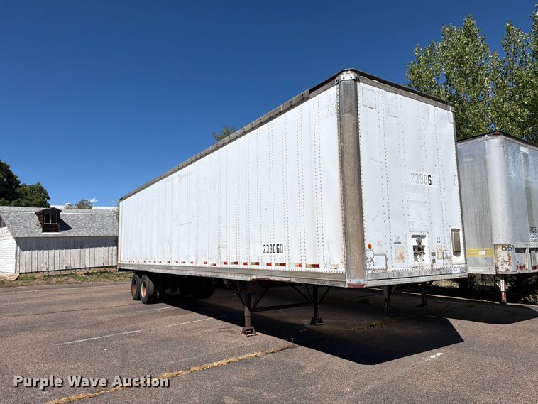 image for item ED0194 1993 Oshkosh dry van trailer