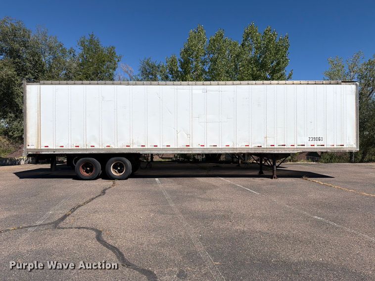 image for item ED0194 1993 Oshkosh dry van trailer