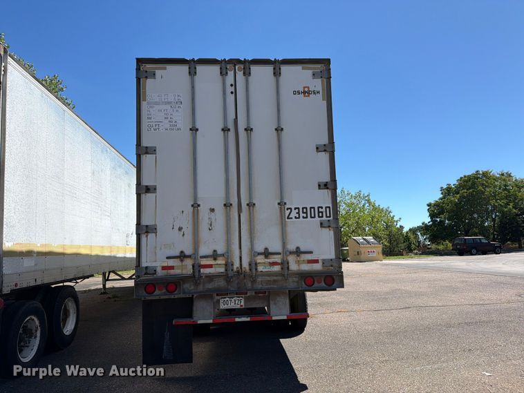 image for item ED0194 1993 Oshkosh dry van trailer