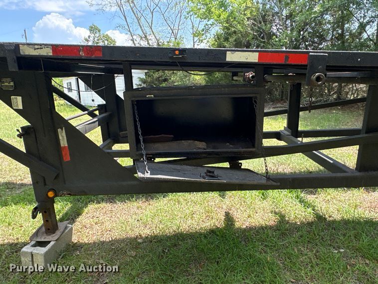 image for item EF1216 2001 Kaufman car carrier