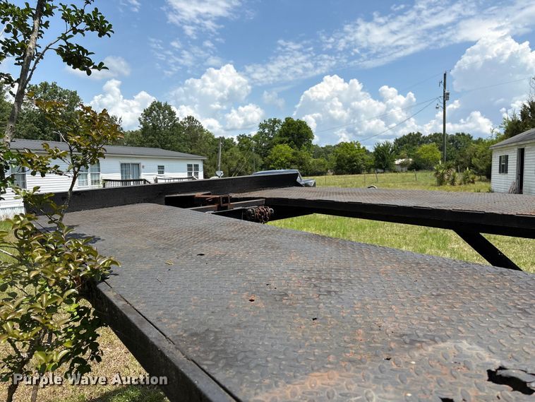 image for item EF1216 2001 Kaufman car carrier