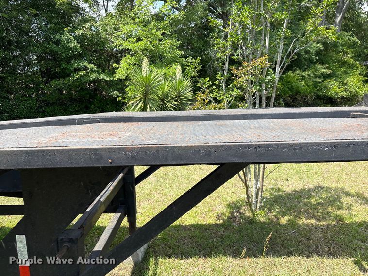 image for item EF1216 2001 Kaufman car carrier