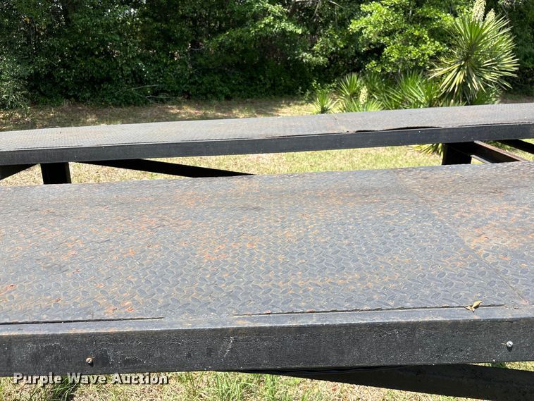 image for item EF1216 2001 Kaufman car carrier