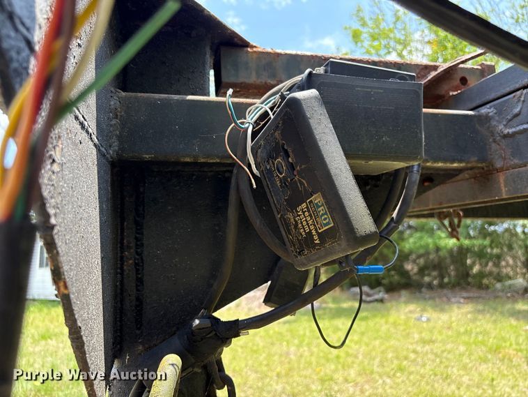 image for item EF1216 2001 Kaufman car carrier