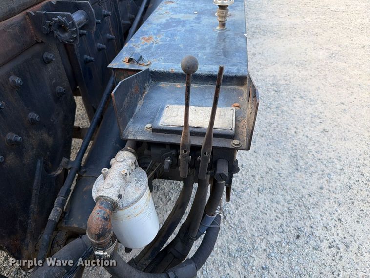 image for item EF1362 2000 Mack RD roll-off container truck