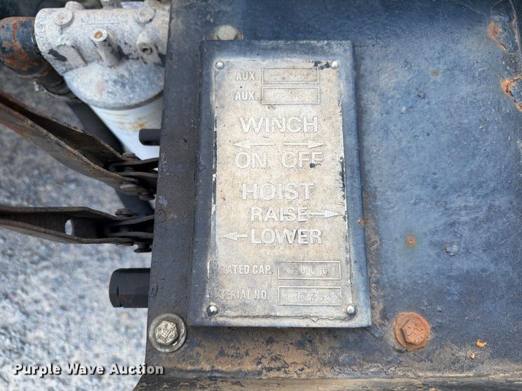 image for item EF1362 2000 Mack RD roll-off container truck