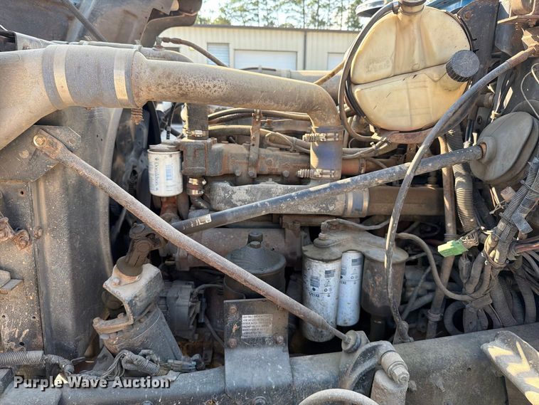 image for item EF1362 2000 Mack RD roll-off container truck