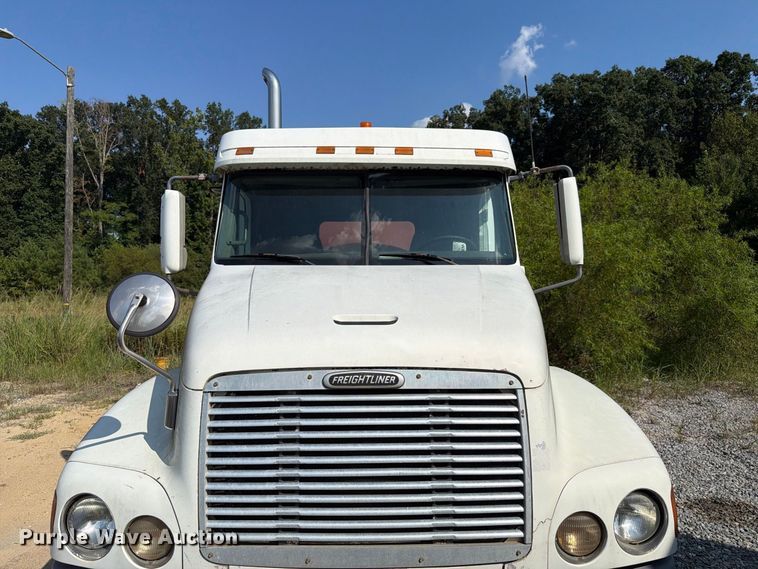 image for item EF1363 2001 Freightliner C120 vacuum truck