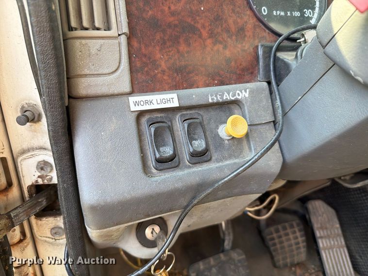 image for item EF1363 2001 Freightliner C120 vacuum truck