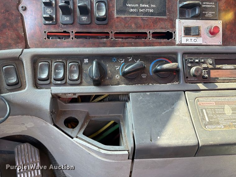 image for item EF1363 2001 Freightliner C120 vacuum truck